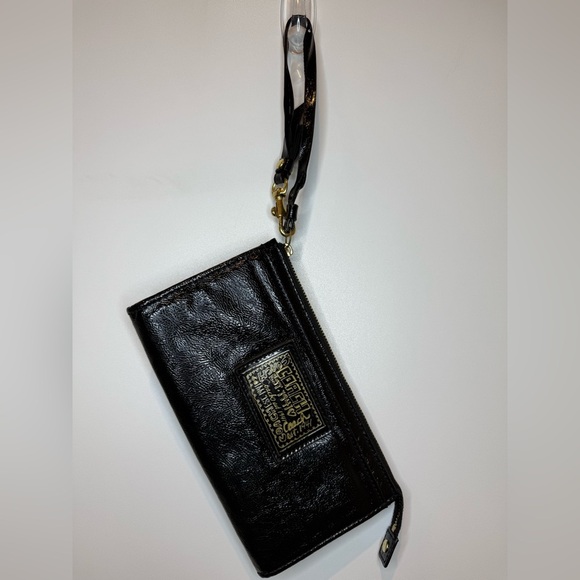 Coach Black Textured Leather Gold Poppy Wallet Wristlet Zip Around Accordion - Picture 1 of 7